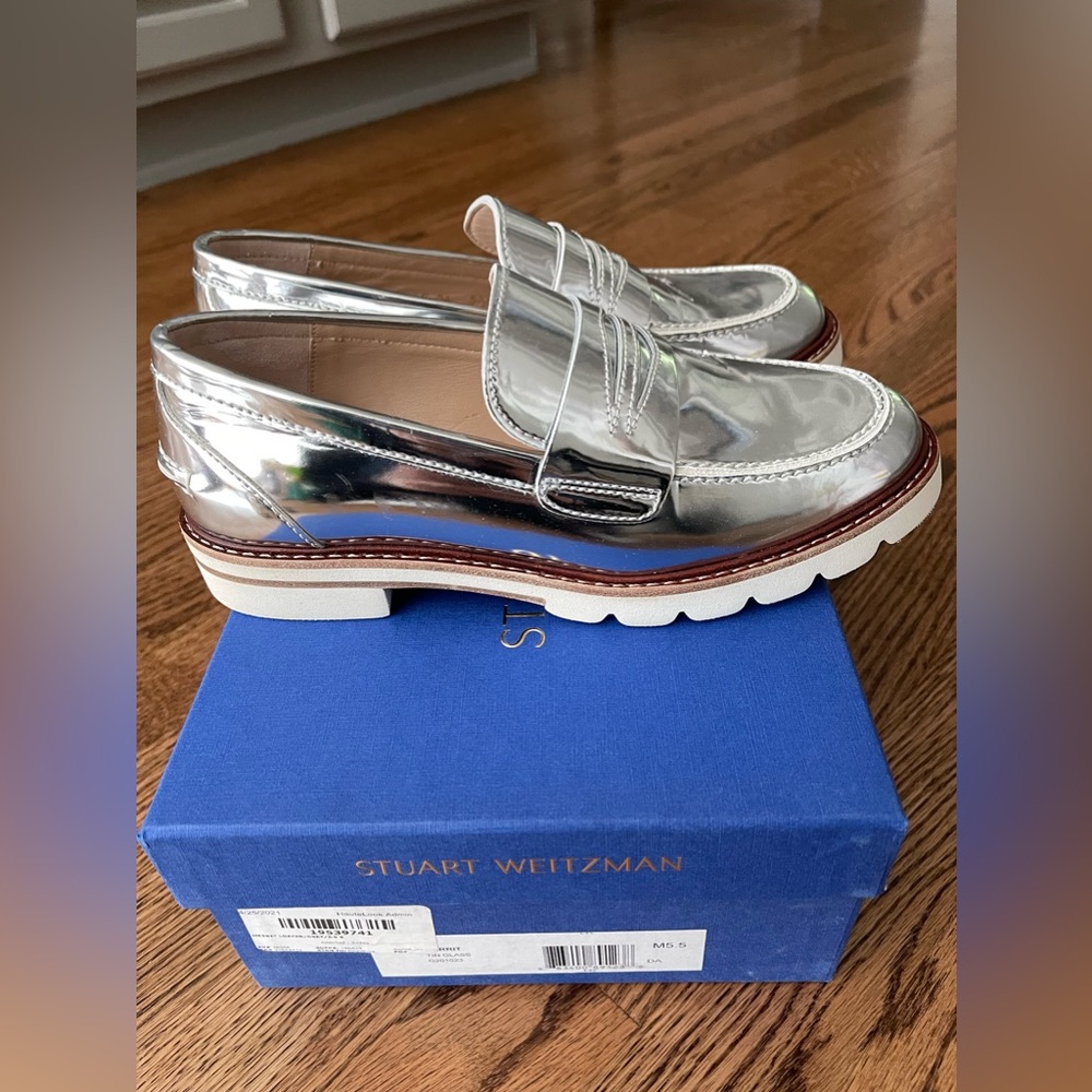 Stuart Weitzman Merrit Loafer NIB
